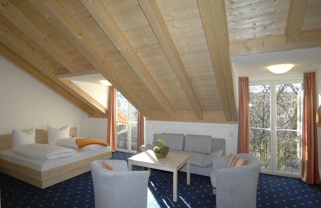 Landhaus Sixtmuehle Otel Taufkirchen  Oda fotoğraf